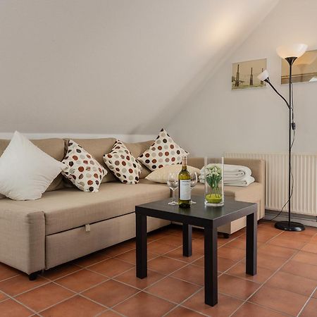 Haus Harle 50205 Ferienwohnung Harle 4 Harlesiel Exterior foto
